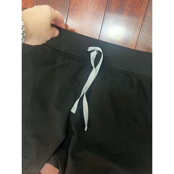 EUC Figs black w gray drawstring scrub pants sz XL Petite nurse medical - Picture 3 of 6